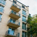 Gosti od apartmana napravili "svinjac": Vlasnica smeštaja se prenerazila, pa javno pokazala sramotu (Video)
