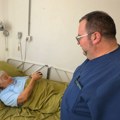 Radica Vidojković ponovo pokretna: uspešno urađena prva operacija endoproteze kolena u Niškoj Banji posle više od 20 godina…