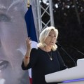 Marin Le Pen pozvala na raspuštanje parlamenta: Vreme je da desnica preuzme vlast i spreči “masakr nad Francuzima