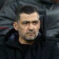 Konseisao trener Rajkoviću i Jan Karlu Simiću