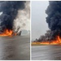 (Video) Preživelih najverovatnije nema! Jeziv snimak tragedije pada aviona! Vatra progutala letelicu, crni dim i stravična…