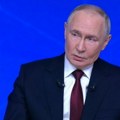 Počela "Direktna linija" sa Putinom: Predsednik Rusije odgovara na pitanja