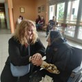 Susret francuskih i užičkih đaka sa korisnicima usluga na smeštaju u Domskom odeljenju „Zabučje (foto)