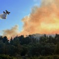 Veliki požar na grčkom ostrvu Evija: gase ga osam aviona i tri helikoptera
