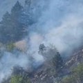 Proglašena vanredna situacija u Nevesinju, požar došao do kuća