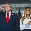 VIDEO Novi snimak podgrejao glasine o Trampu i Melaniji: Čim je pozvao asistentkinju, prva dama ustala i otišla, evo šta su im…