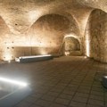 Spektakularan pronalazak: U Rimu javnosti predstavljene freske iz antičkog perioda u podzemnoj galeriji nekadašnjih Trajanovih…
