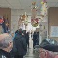 Izlaznost do 16 časova premašila 54 odsto – nastavak rekordnog odziva birača