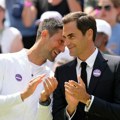 Federer navija za Đokovića na Vimbldonu: „Svaki novi Grend slem koji osvoji je istorijski“