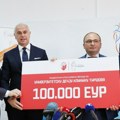 FK Crvena zvezda donirao 100.000 evra Dečijoj klinici u Tiršovoj (foto)