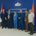 Minimalac od oktobra 500 evra, sindikati će od januara tražiti povećanje veće od najavljenih 10 odsto