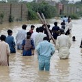 Najmanje 97 ljudi poginulo u poplavama u Pakistanu