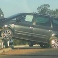 Popeo ga na ogradu: Mrežama kruži slika neobične nezgode na izlazu iz Požarevca! (foto)
