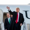 Tramp pošao u Davos, a onda šok-obrt: Avion okrenut, vratio se za Ameriku