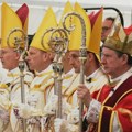 Vatikan ekskomunicirao biskupe i sveštenike koji su se odvojili i zapretio vernicima