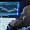 Evropski indeksi neujednačeni, nafta Brent 88 dolara, čekaju se podaci iz evrozone i SAD