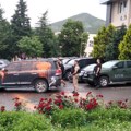 Još jedno hapšenje u Leposaviću, ministar iz Prištine napustio zgradu Opštine, Srbi odgovorili jajima i farbom