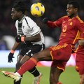 Laka trojka murinjove čete: Roma pobedila Udineze u Seriji a