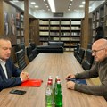Sastali se Vučević i Dačić: Razgovarali u sedištu SNS, evo šta je bila tema sastanka (foto)