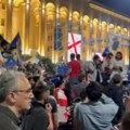 Haos na ulicama tbilsija! Organizovan "Marš za Evropu", narod protiv ruskog uticaja: Izbio manji sukob sa policijom (video)