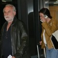 Lazar Ristovski i Anica uhvaćeni kada se nisu nadali Glumac sa partnerkom u opuštenom izdanju, ona sve vreme krila lice…
