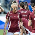 Ženska reprezentacija Švajcarske igrala protiv klinaca od 15 godina: Debakl najatraktivnije fudbalerke sveta!