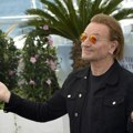 USAID mrtav, opelo držao Bono Voks