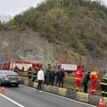 Potonuo čamac sa turistima na Dunavu, četvoro mrtvih, šestoro spaseno: Nastavlja se potraga za još tri osobe