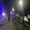Vozača automobila koji se sinoć sleteo s puta, pre toga izboden nožem ispred prodavnice