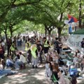 Protest ispred suda u Novom Sadu: Građani traže ukidanje pritvora za sve političke zatvorenike