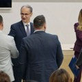 Macut i Mesarović uručili 25 rešenja o dodeli subvencija porodičnim firmama i mladima