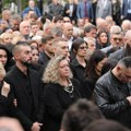 Na sahrani Pavkovića i bivša voditeljka koja mu je uzela 3 stana: Decenijama se krila, evo kako sad izgleda