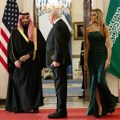 Melanija Tramp zna šta radi u smaragdnoj haljini: Zašto je odabrala ovu boju za susret sa saudijskim princem?
