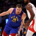 Jokić "iz senke" vukao konce: Ubedljiva pobeda Denvera protiv Hjustona