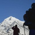 Velika prevara na Mont Everestu: Vodiči trovali planinare zbog milionskih odšteta