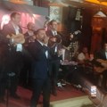 Ne trošite vino: Nebojša Vojvodić vratio se u velikom stilu muzičkom trilogijom - "Još nisam svestan, nisam došao sebi" (foto)…