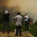 Požar u Heraklionu, na Kritu i dalje bukti: Kuće i preduzeća zahvaćeni plamenom