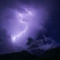 Гром ударио у аеродром у Венецуели, најмање деветоро повређених