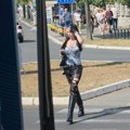 Već umislila da je zvezda Milica ulazi u "Elitu 10", nikom nije poznata a postavlja zahteve: Pocepana došla na Pink