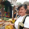 Prva nedelja Miholjskih susreta sela, Žaklina Aćimov napravila najbolje krofne
