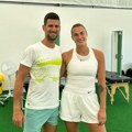 "Đoković mi je poslao najsmešniju čestitku": Sabalenka otkrila poruku koju je dobila od Novaka za 1. mesto