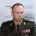 Šokantno! Novi ukrajinski komandant slavio Dan Rusije: Sirski u uniformi, u pozadini torta sa zastavama Rusije i Ukrajine…