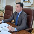 Gradonačelnik Niša osudio vandalizam u centru grada: Moramo malo da popravimo sebe