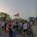 Protestna šetnja do zatvora u Novom Sadu, traže puštanje svih uhapšenih od početka protesta