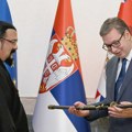 Sigal snima triler u Beogradu, "svratio" kod Vučića