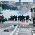 Masovni protesti u Briselu zbog smanjenja budžeta: Policija upotrebila suzavac da rastera demonstrante