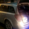 Policija pretresla "opel" u Prokuplju, kad su otvorili gepek odmah su uhapsili vozača