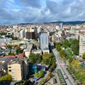 Grad na jugu Srbije u neverici zbog prizora na ulici: Pogledajte šta je zabeleženo kamerom, ljudi u šoku