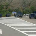 Kurtijevi specijalci pretresaju srpska vozila: Srpski hodočasnici nakon davanja izjava napustili manastir u pratnji EULEKS-a…
