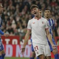 Dmitrović primio tri gola, a nije kriv za debakl Sevilje